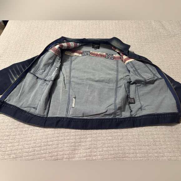 Rockstar Originals Women’s John Blue Distressed Jean Jacket Size XS - Picture 8 of 10
